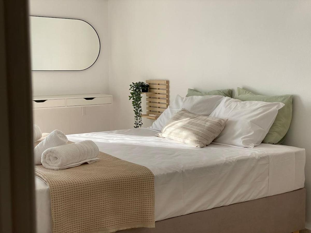 The Olive Ocean Apartment Tolo Bagian luar foto
